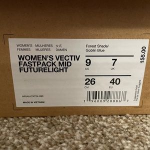 North face hiking boots (size 9)